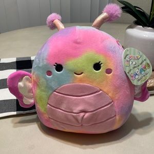 NWT Iris squishmallow